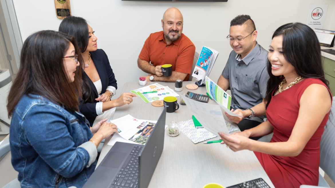 Hawaii Mortgage Brokers vs Banks: Which Is Better for Homebuyers in 2026?